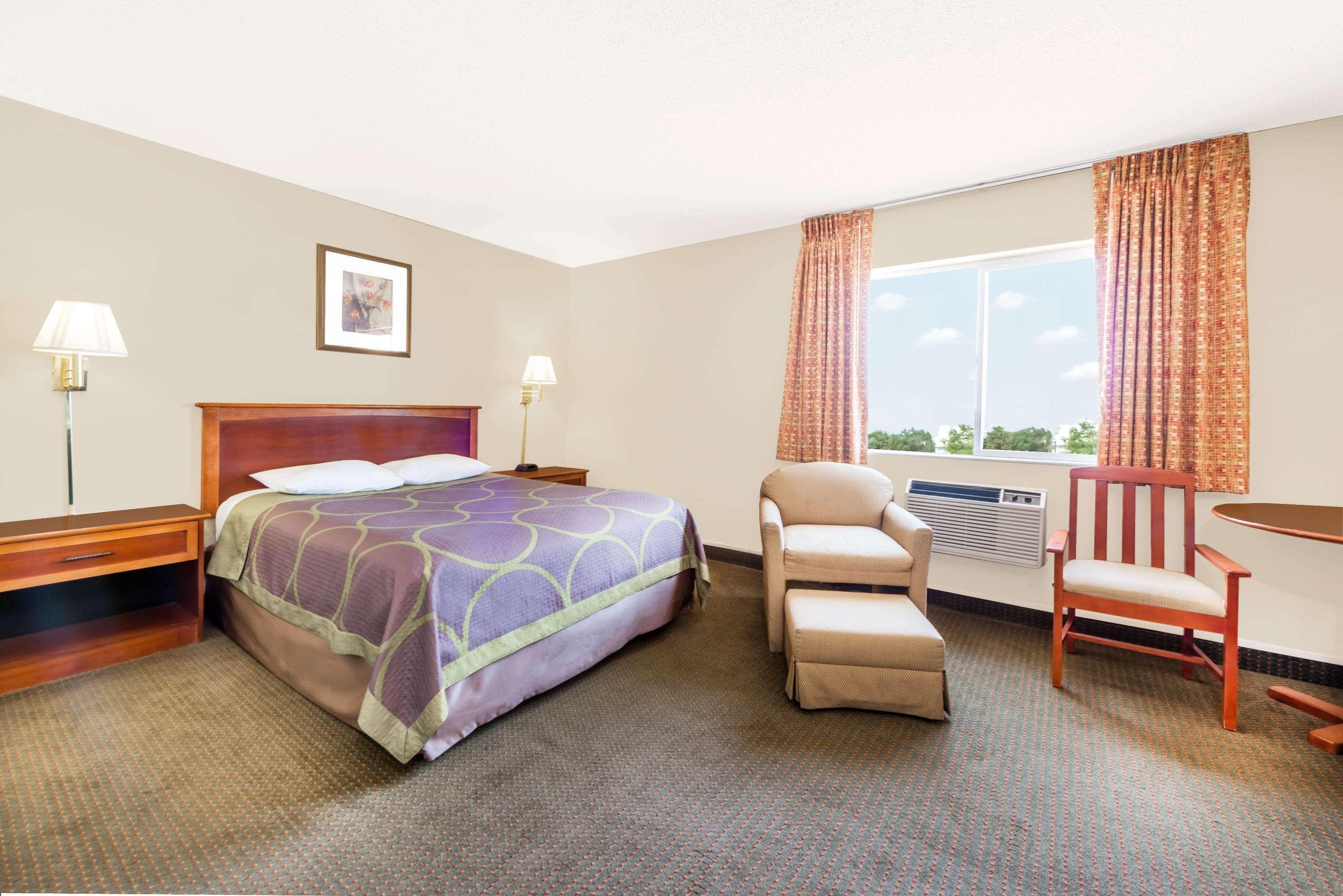 Hotel Super 8 By Wyndham Liberal Ks Exterior foto