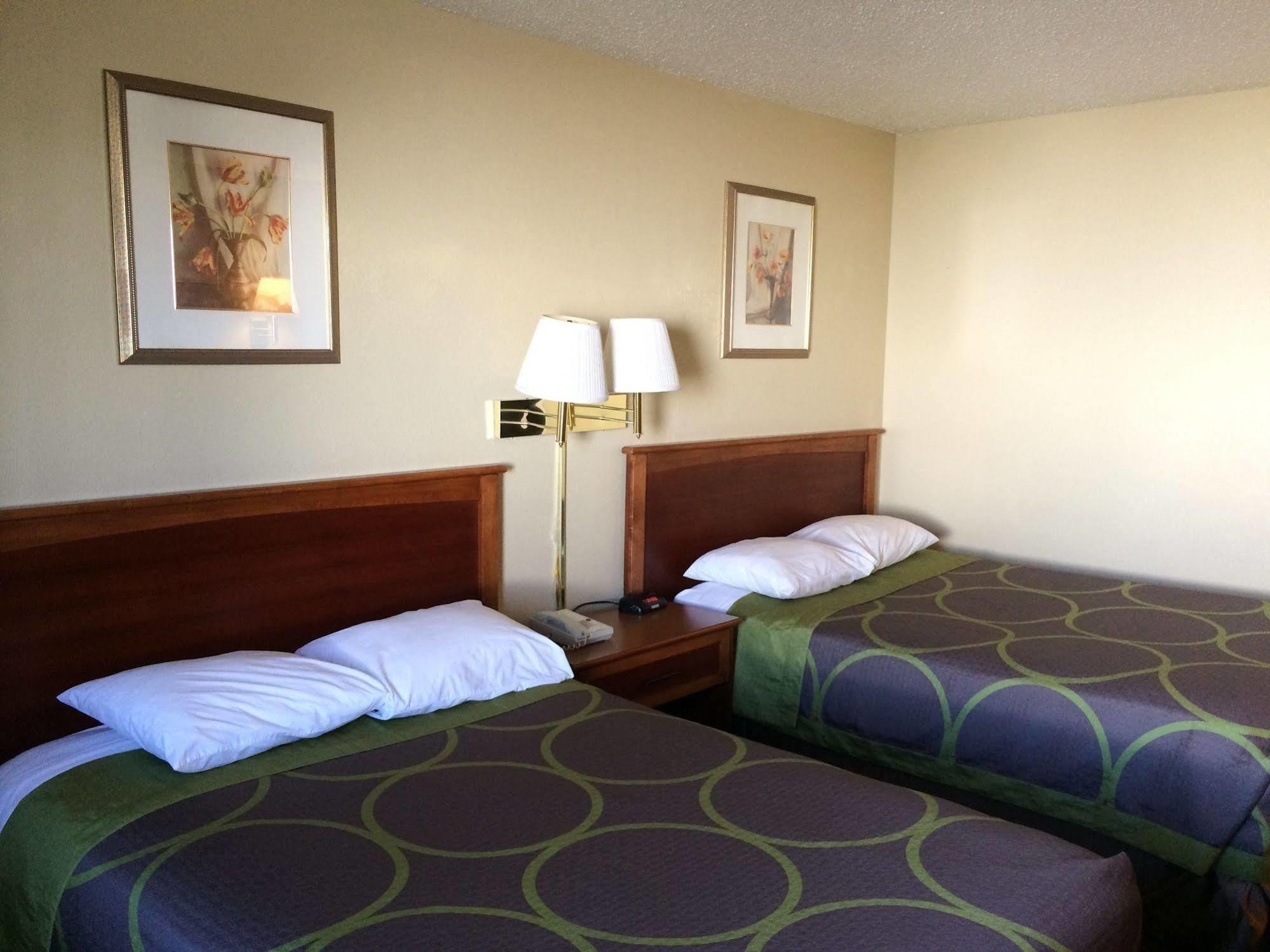 Hotel Super 8 By Wyndham Liberal Ks Exterior foto